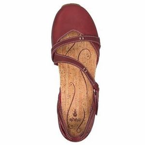 Ahnu Tullia ii Leather Mary Janes, Merlot, 6.5